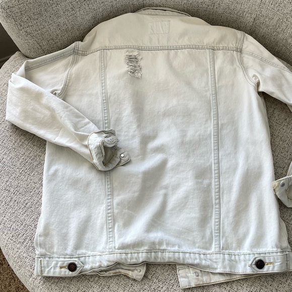 Light Wash Distressed Jean Jacket - Picture 3 of 3